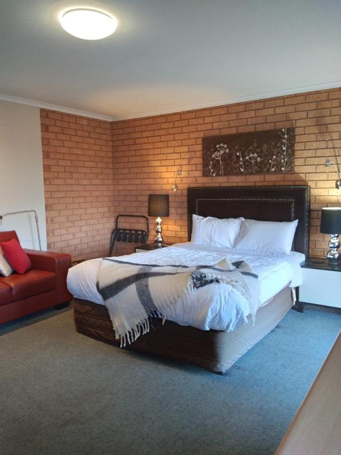 Bristol Hill Motor Inn Меріборо Екстер'єр фото