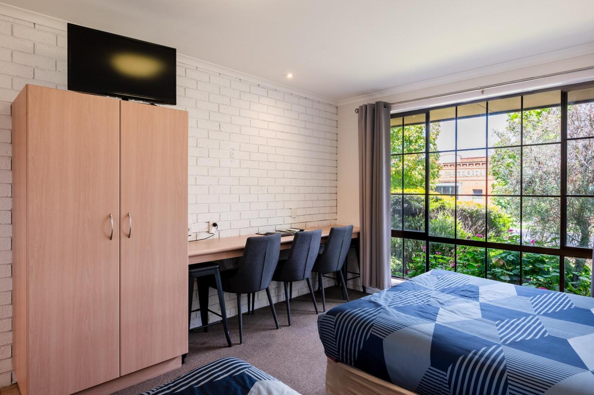 Bristol Hill Motor Inn Меріборо Екстер'єр фото