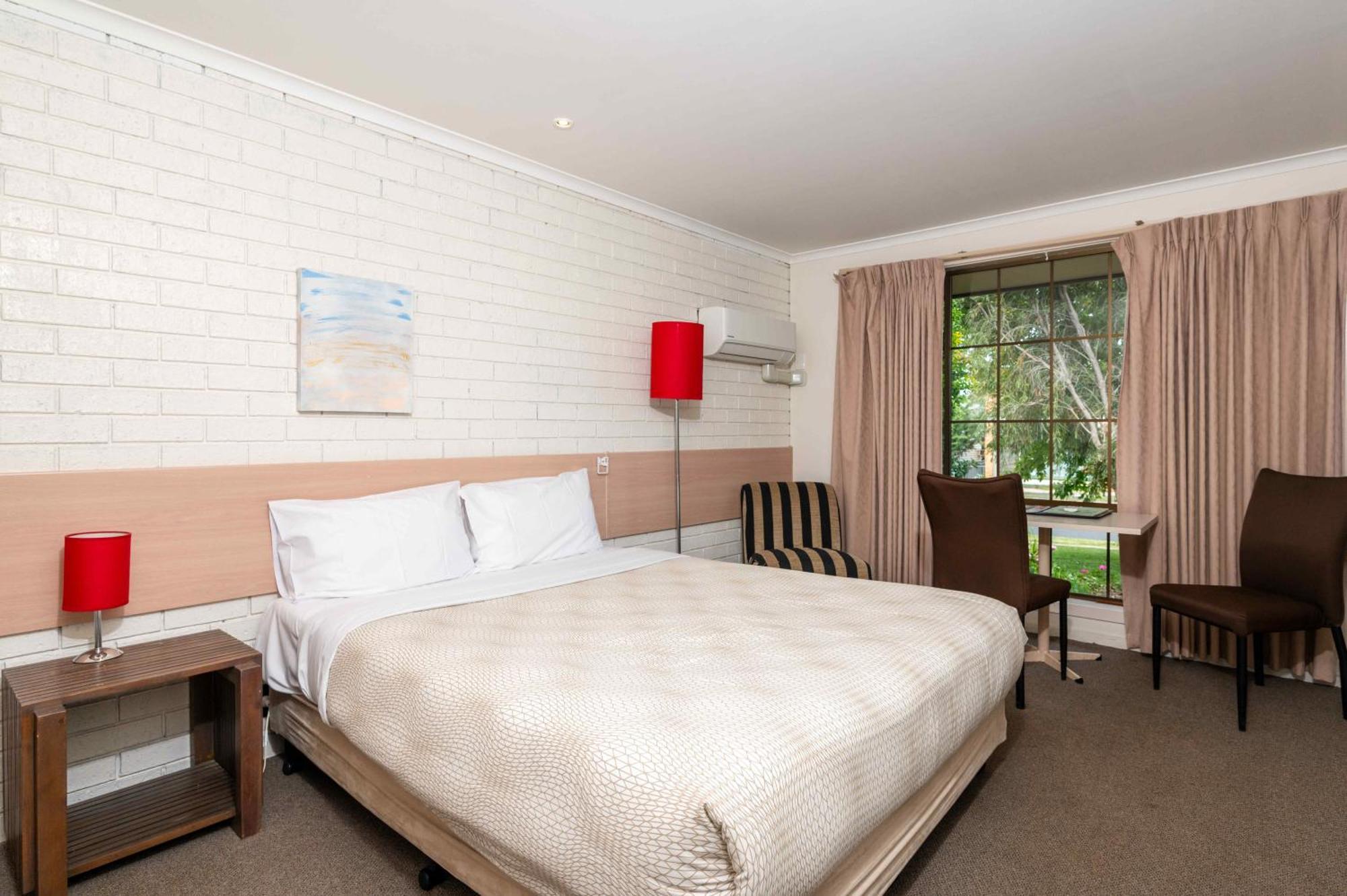 Bristol Hill Motor Inn Меріборо Екстер'єр фото