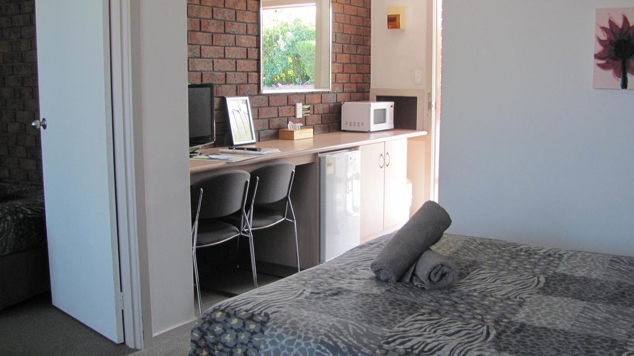 Bristol Hill Motor Inn Меріборо Екстер'єр фото