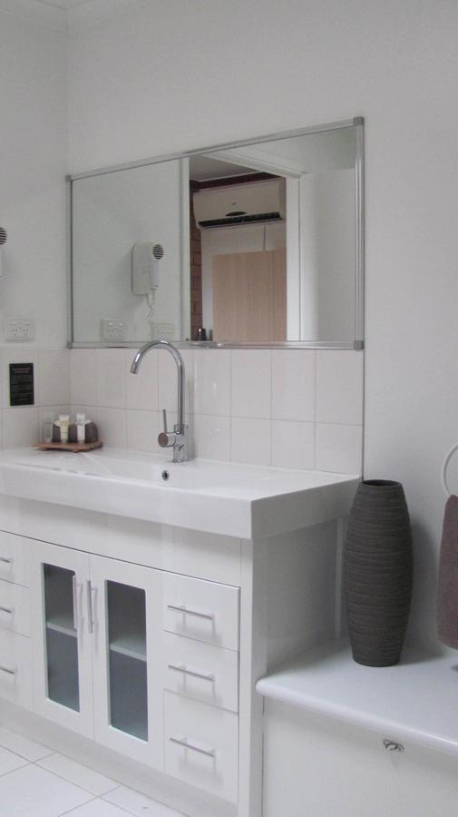 Bristol Hill Motor Inn Меріборо Екстер'єр фото