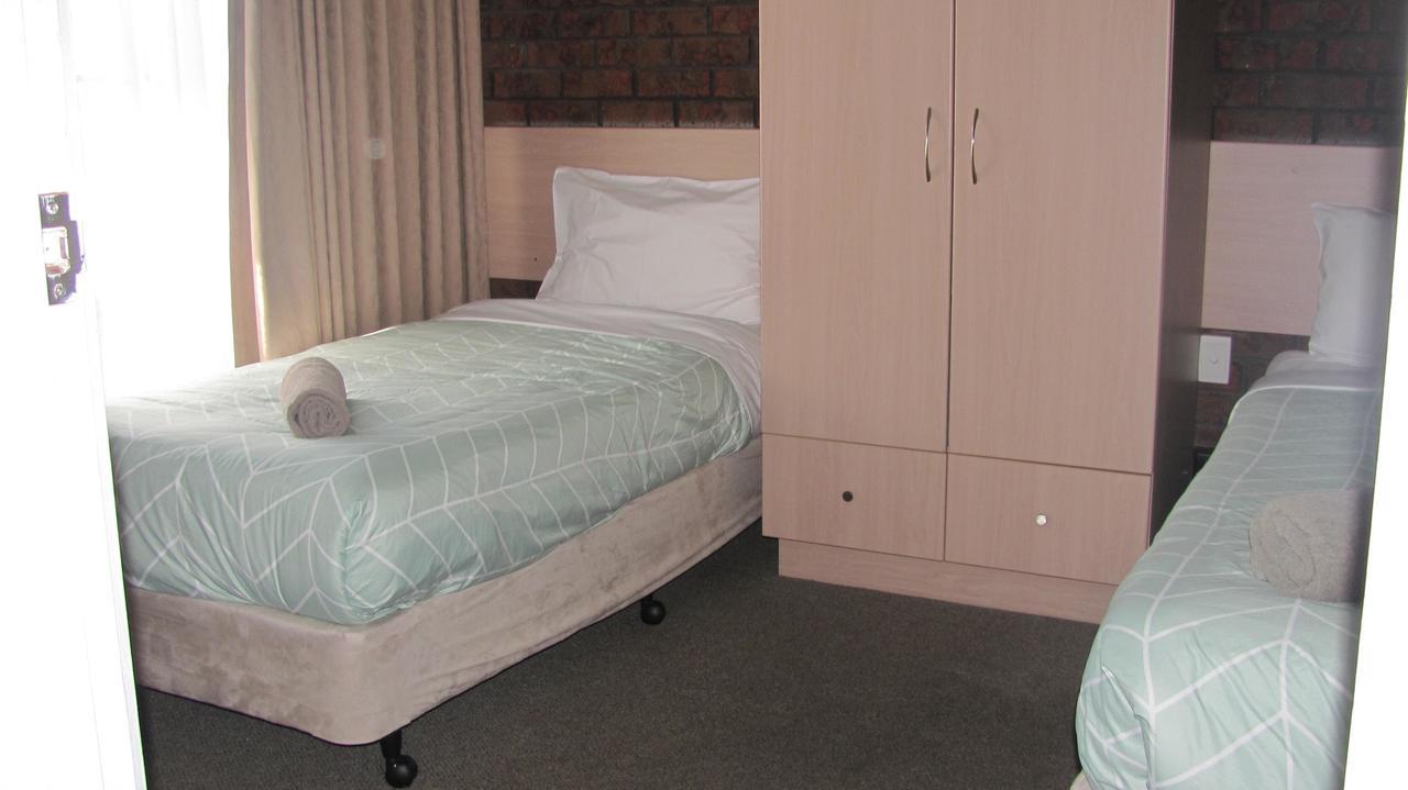 Bristol Hill Motor Inn Меріборо Екстер'єр фото